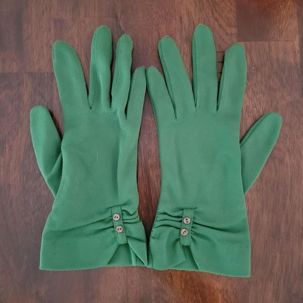 Vintage Mid-Century Emerald Green Nylon Wrist Gloves S/M